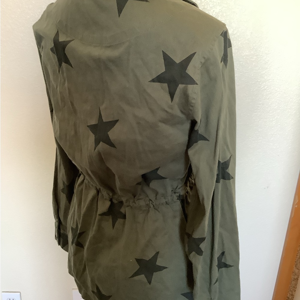 Jacket - Picture 2 of 3